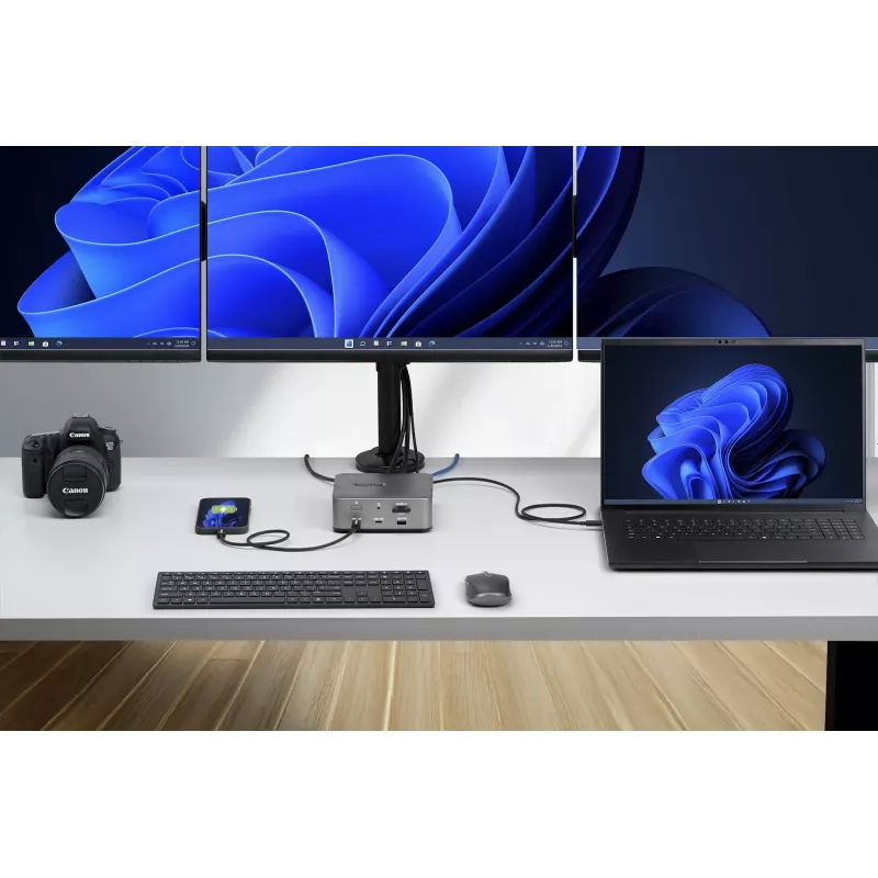 StarTech.com Thunderbolt 5 dokavimo stotis, DP / HDMI, trijų monitorių dokas iki 4K 144Hz arba dviejų 8K 60Hz, 5x USB prievadai, 140W nešiojamojo kompiuterio įkrovimas