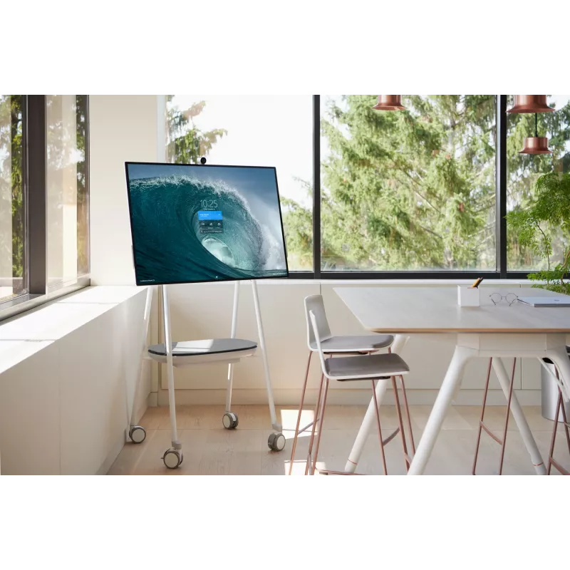 APC Smart-UPS Charge Mobile Battery (CSH2) – nešiojamas ličio jonų maitinimo modulis, skirtas Microsoft Surface Hub 2S ir Surface Hub 3