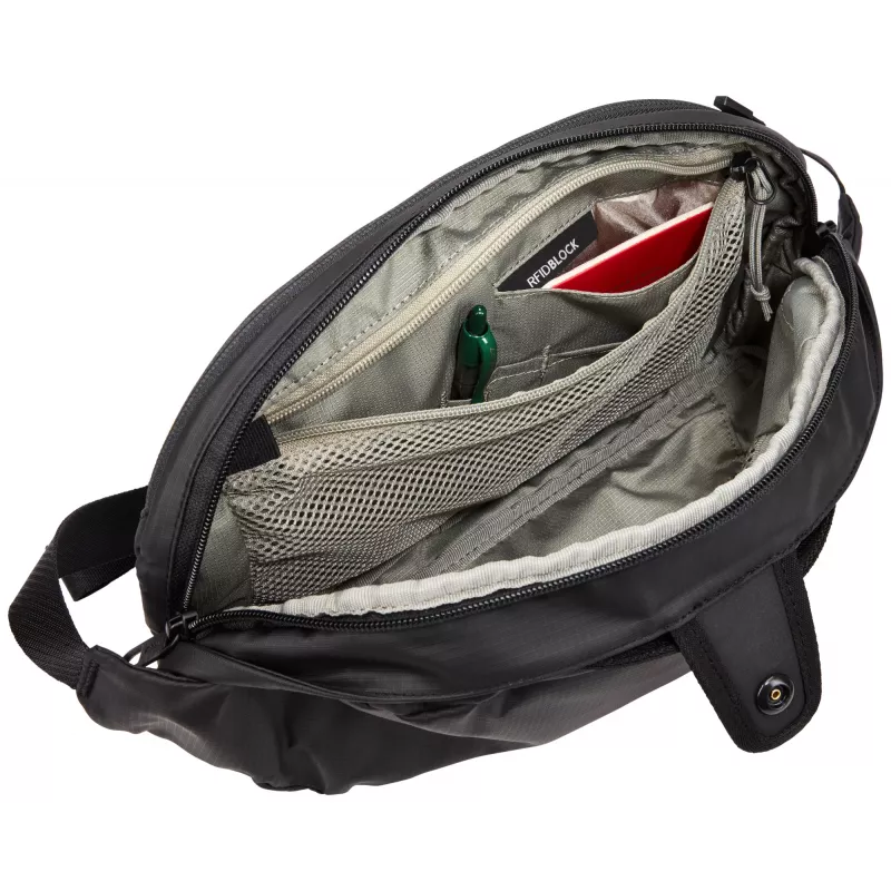 Thule Tact TACTWP05 Crossbody krepšys iš poliesterio, juodas, berniukams
