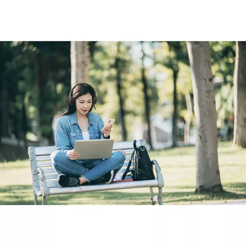 Kensington H1050 EQ Bluetooth ausinės ant ausų su aplinkos triukšmo slopinimo technologija