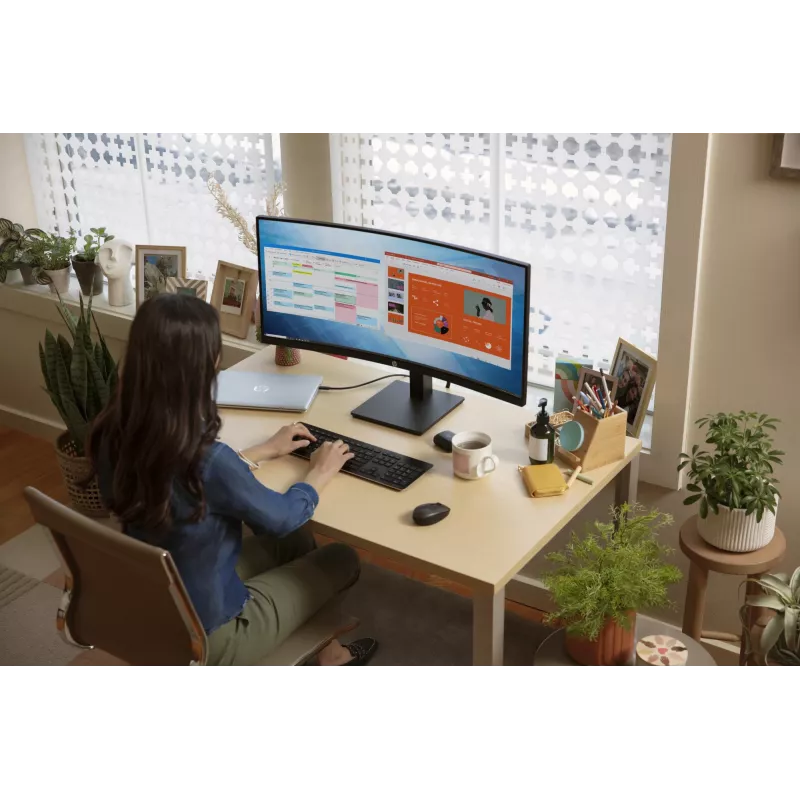 HP P34hc G4 WQHD USB-C lenktas monitorius, 86,4 cm (34 col.), 3440 x 1440 pikselių, Wide Quad HD, LCD, 5 ms, juodas