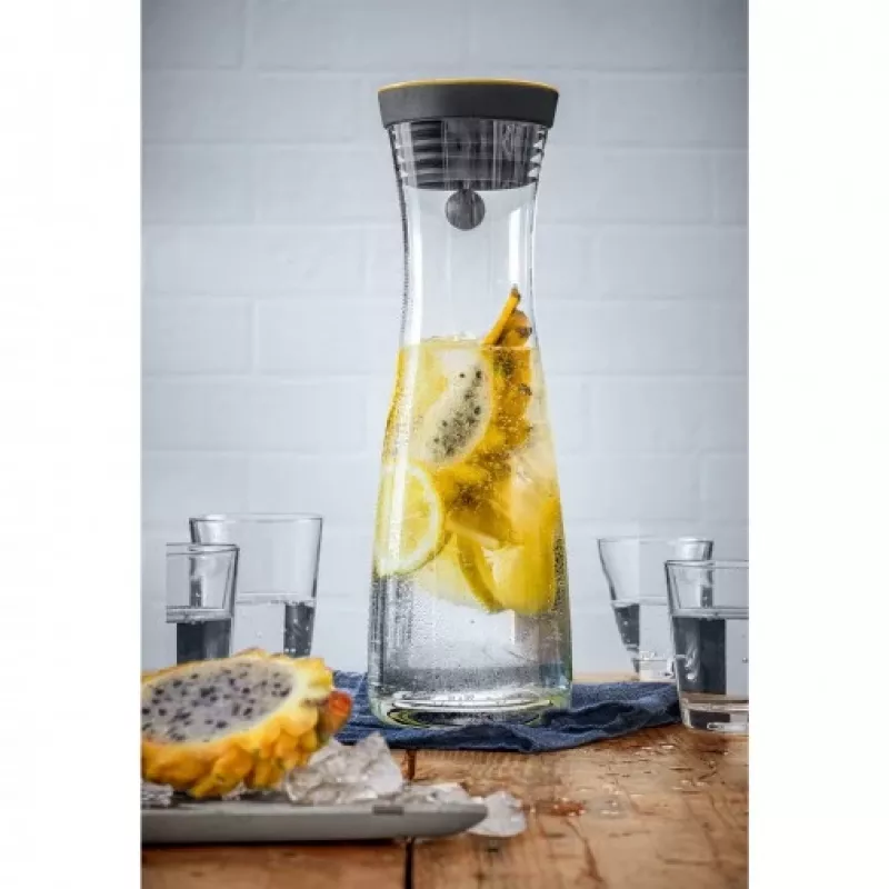 Vandens ąsotis WMF Basic 1,0 L, auksinis dizainas