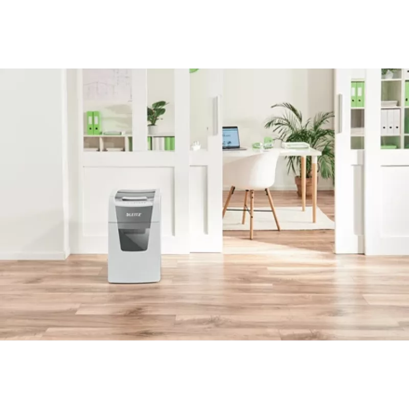 Popieriaus smulkintuvas Leitz IQ Autofeed Office 150 automatinis, P5, mikro pjūvis, 22 cm, 2 x 15 mm, 44 l, 500 lapų, 55 dB