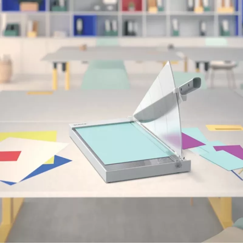 Leitz Precision Office popieriaus pjaustytuvas A3, 15 lapų, nerūdijantis plienas, A3, 80 g/m², stiklas, nerūdijantis plienas, antracitas