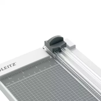 Leitz Precision Home popieriaus pjaustyklė A4, 8 lapų, 80 g/m², pilka, guminė, 153 mm