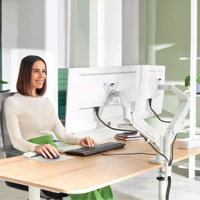 Dvigubas monitoriaus laikiklis Leitz Ergo Space Saving, spaustuvas/įvorė, 18 kg, 43,2 cm (17 inch), 81,3 cm (32 inch), 100 x 100 mm, Pilka