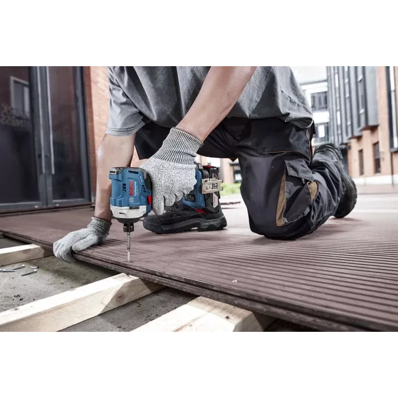 Bosch GDR 18V-215 Professional akumuliatorinis smūginis suktuvas, 3300 RPM, mėlynas