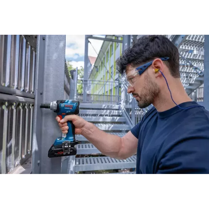 Bosch GDS 18V-330 HC PROFESSIONAL 1/2 colio akumuliatorinis smūginis veržliaraktis, 2800 RPM, 560 N·m, juoda, mėlyna, raudona