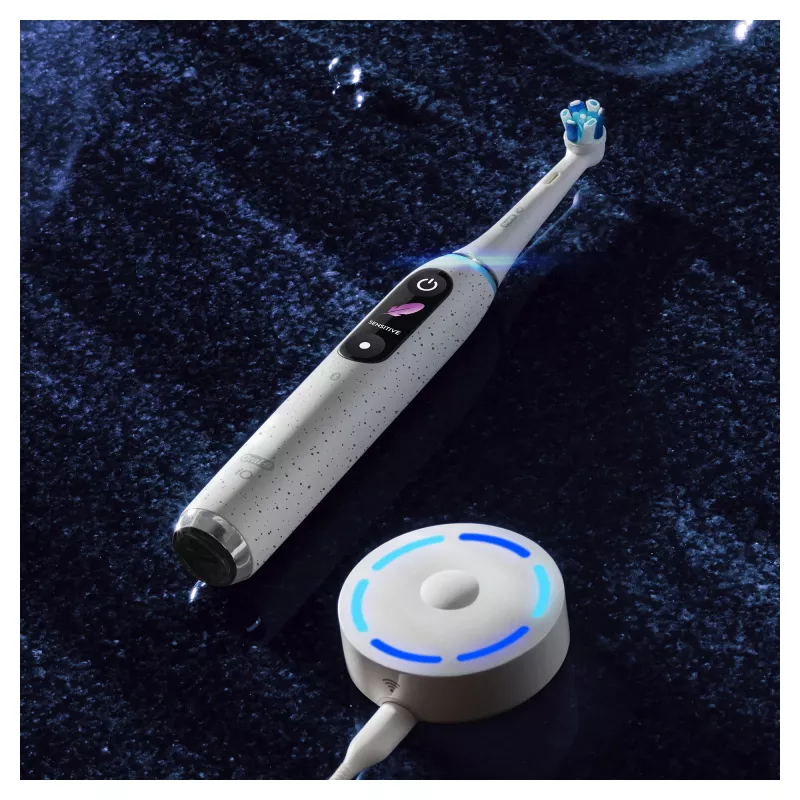 Oral-B iO Series 10 suaugusiųjų sukamoji-osciliuojanti dantų šepetėlis Baltas