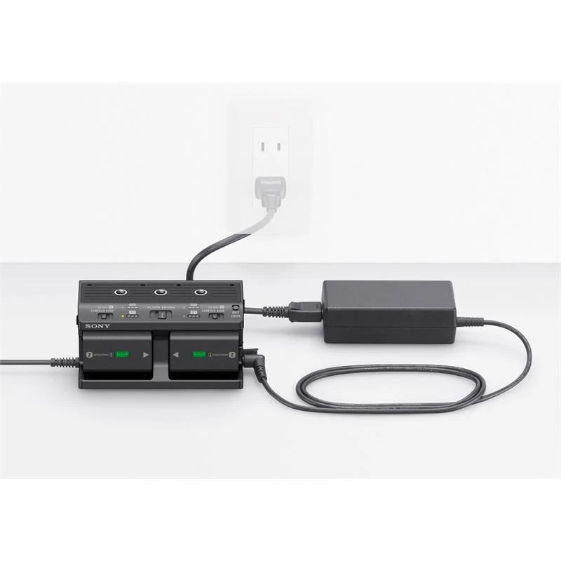 Sony NPA-MQZ1K daugkartinis baterijų adapterių rinkinys, 2 USB išėjimai