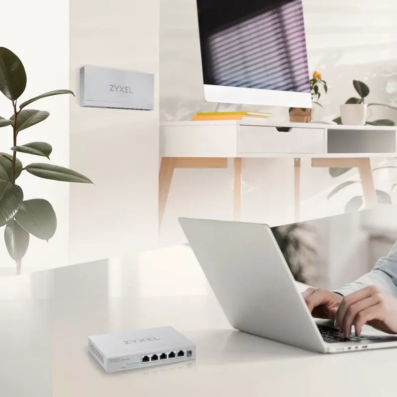 Zyxel MG-105 Nevaldomas 2.5G Ethernet (100/1000/2500) Plieninis