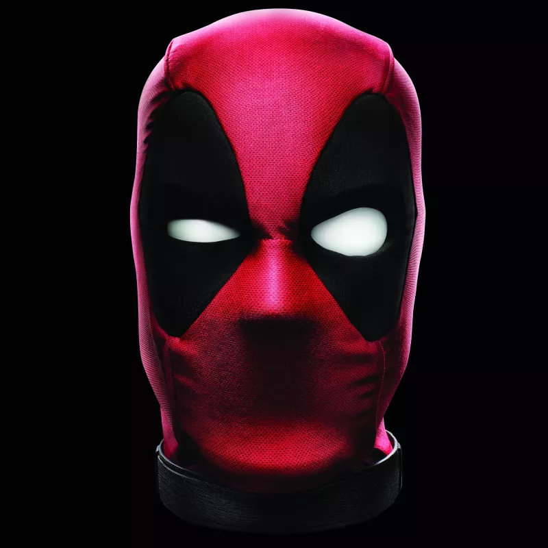 Marvel Deadpool galva su garsu, 18+
