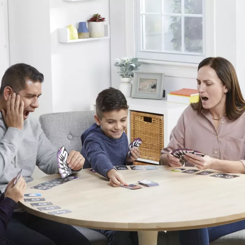 Hasbro Gaming 5 Alive Kortų Žaidimas, Vaikų Žaidimas, Įdomus Šeimos Žaidimas Nuo 8 Metų, Kortų Žaidimas 2–6 Žaidėjams