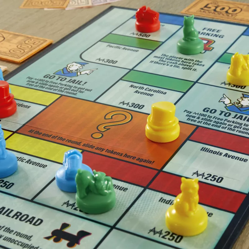 Monopoly Knockout – Šeimyninis vakarėlių žaidimas, greitas stalo žaidimas nuo 8 metų, 2-8 žaidėjai, 20 min.