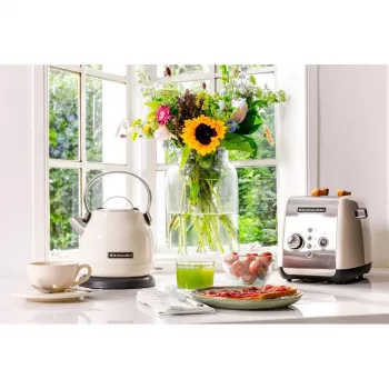 Virdulys KitchenAid 5KEK1222EAC 1,25 L 2200 W juodas/kreminis/nerūdijantis plienas