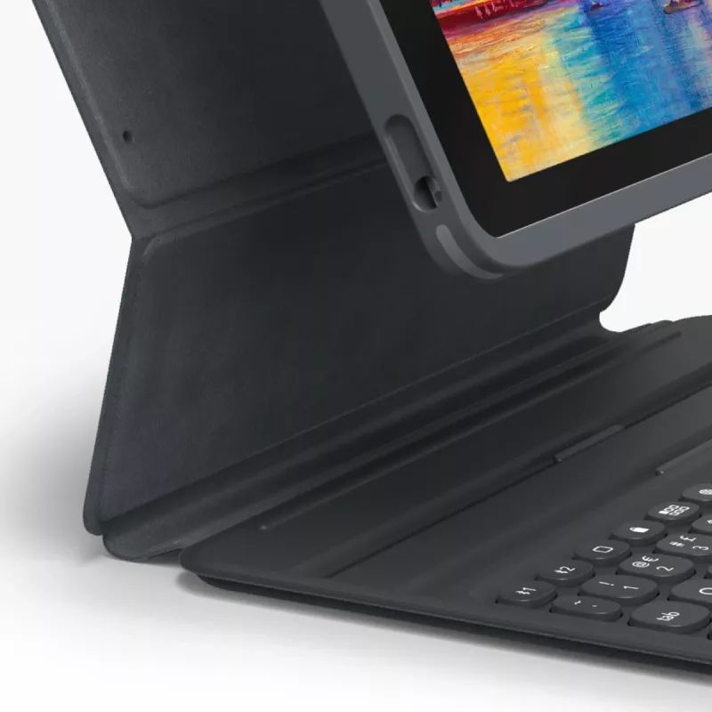 ZAGG Pro Keys klaviatūra ir dėklas iPad 10,9 colio (A16 ir 10-os kartos), AZERTY, vokiškas išdėstymas, juoda