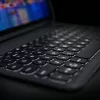 ZAGG Pro Keys klaviatūra ir dėklas iPad 10,9 colio (A16 ir 10-os kartos), AZERTY, vokiškas išdėstymas, juoda