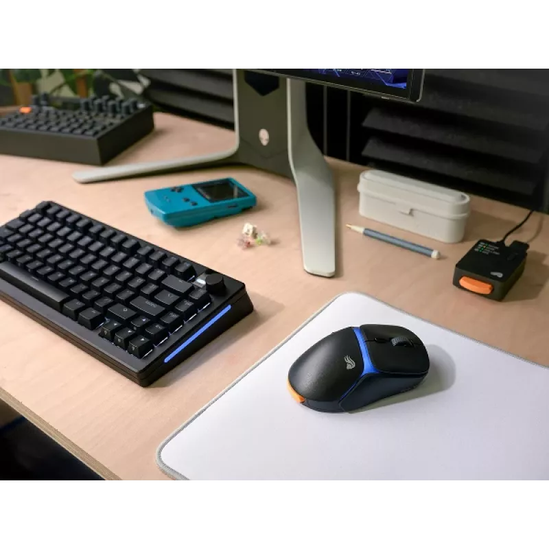 Glorious Gaming Model D3 Wireless Gaming Mouse – belaidė pelė su InfinitePlay keičiamų baterijų sistema, 8k dažniu, 130M optiniais jungikliais, itin lengva 69g, 30K optiniu jutikliu, RGB – juoda