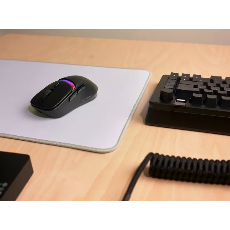 Glorious Gaming Model D3 Wireless Gaming Mouse – belaidė pelė su InfinitePlay keičiamų baterijų sistema, 8k dažniu, 130M optiniais jungikliais, itin lengva 69g, 30K optiniu jutikliu, RGB – juoda