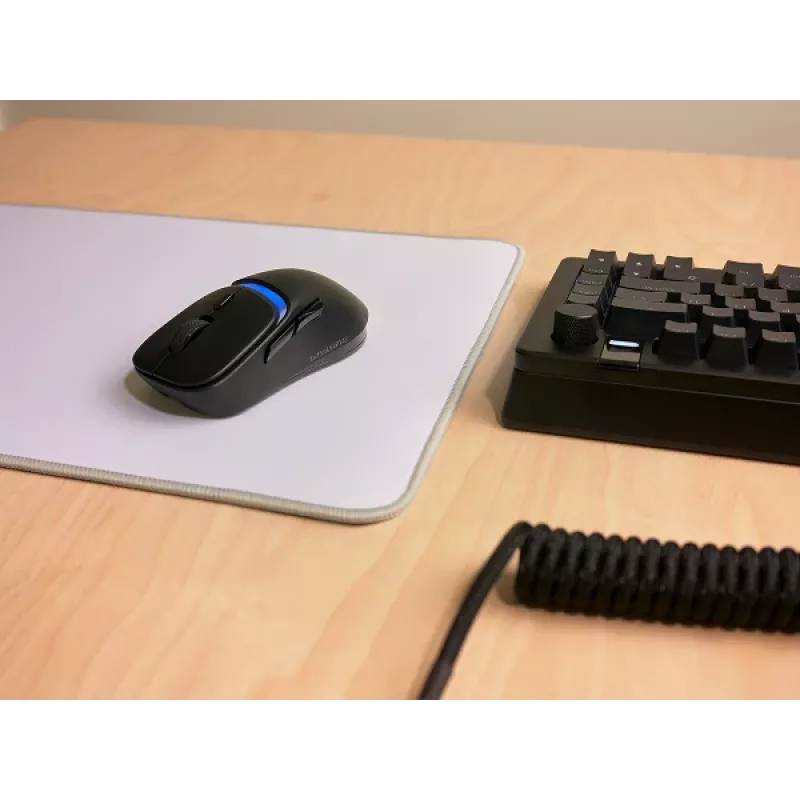 Glorious Gaming Model D3 Wireless Gaming Mouse – belaidė pelė su InfinitePlay keičiamų baterijų sistema, 8k dažniu, 130M optiniais jungikliais, itin lengva 69g, 30K optiniu jutikliu, RGB – juoda