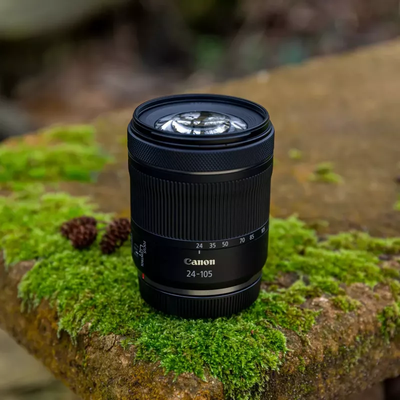 Canon EOS R8 + RF 24-105mm F4-7.1 IS STM veidrodinis fotoaparatas 24.2 MP CMOS 6000 x 4000 pikselių Juoda