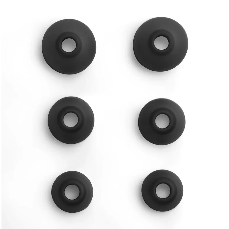 JBL Tune 135BT belaidžiai į ausį įdedami ausinės su mikrofonu, juodos spalvos