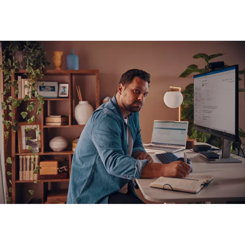 HP 975 belaidė klaviatūra dviejų režimų, pilno dydžio, RF belaidė + Bluetooth, juoda