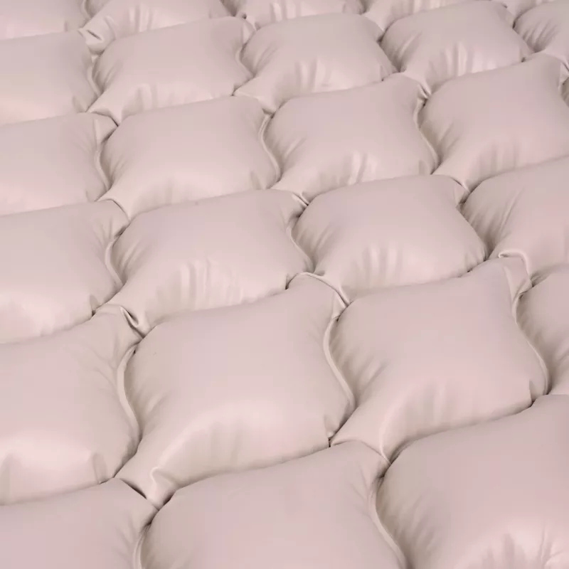 Antipragulinis burbulinis čiužinys ActionMed M100AM kintamu slėgiu, vienvietis PVC 192×82×7 cm, maks. vartotojo svoris 135 kg