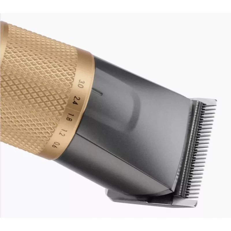 Plaukų kirpimo mašinėlė BaByliss E987E Gold Granite – įkraunama Li-Ion, 8 ilgio pakopų, 0,6 mm–28 mm, vandeniui atspari