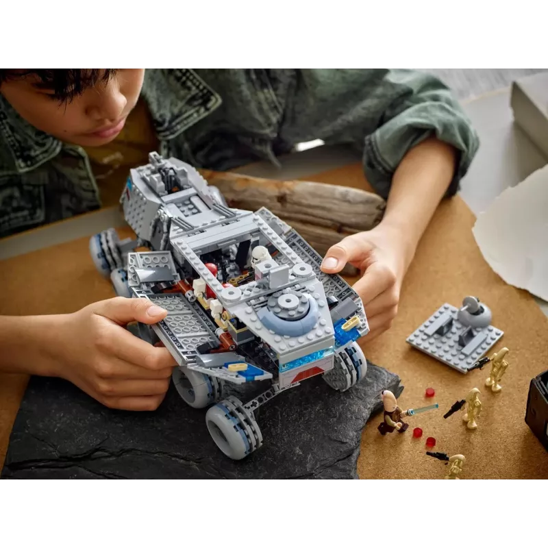 LEGO STAR WARS 75413 Respublikos Džergernautas