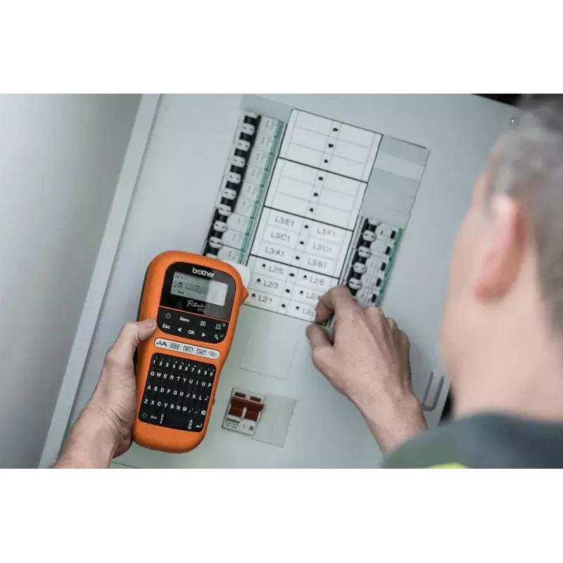 Etikečių spausdintuvas Brother PT-E110VP, terminis, 180 x 180 DPI, 20 mm/s, TZe, QWERTY