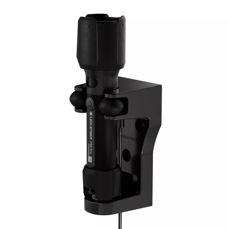 LED Lenser P5R Pro įkraunamas LED žibintuvėlis, juodas, modelis 503101