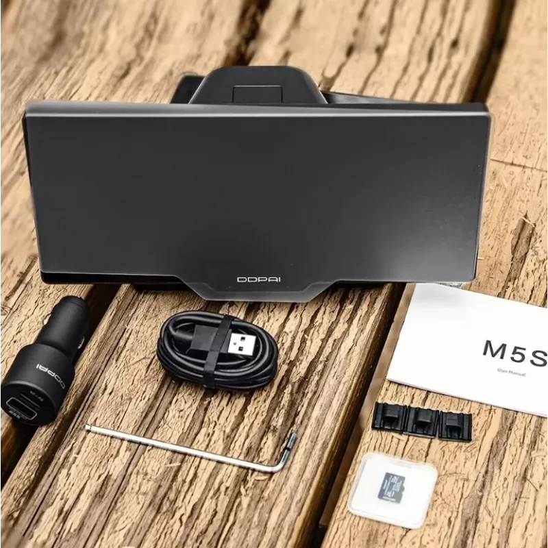 Automobilinis vaizdo registratorius 70mai DDPAI M5S su 8,9 colių lietimui jautriu ekranu, 1440p priekine kamera, Bluetooth 5.0, 5 GHz Wi-Fi