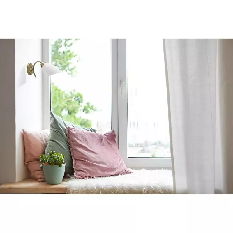 Sieninis šviestuvas ActiveJet NIKITA Patyna E27 vieno lempos lizdo, metalinis korpusas, IP20, 220–240 V, 60 W, baltas stiklas