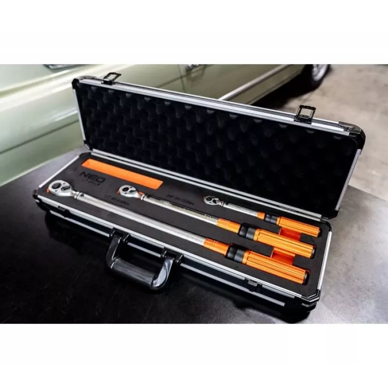 Neo Tools dvikrypčių dinamometrinių veržliarakčių rinkinys 1/4, 3/8, 1/2 colio, 3 vnt.