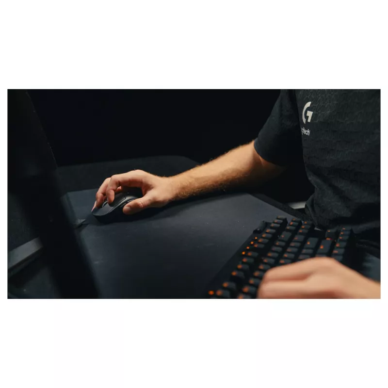 Pelė Logitech G 910-007374 dešinei rankai RF belaidė optinė 44 000 DPI 1 ms 5 mygtukai violetinė