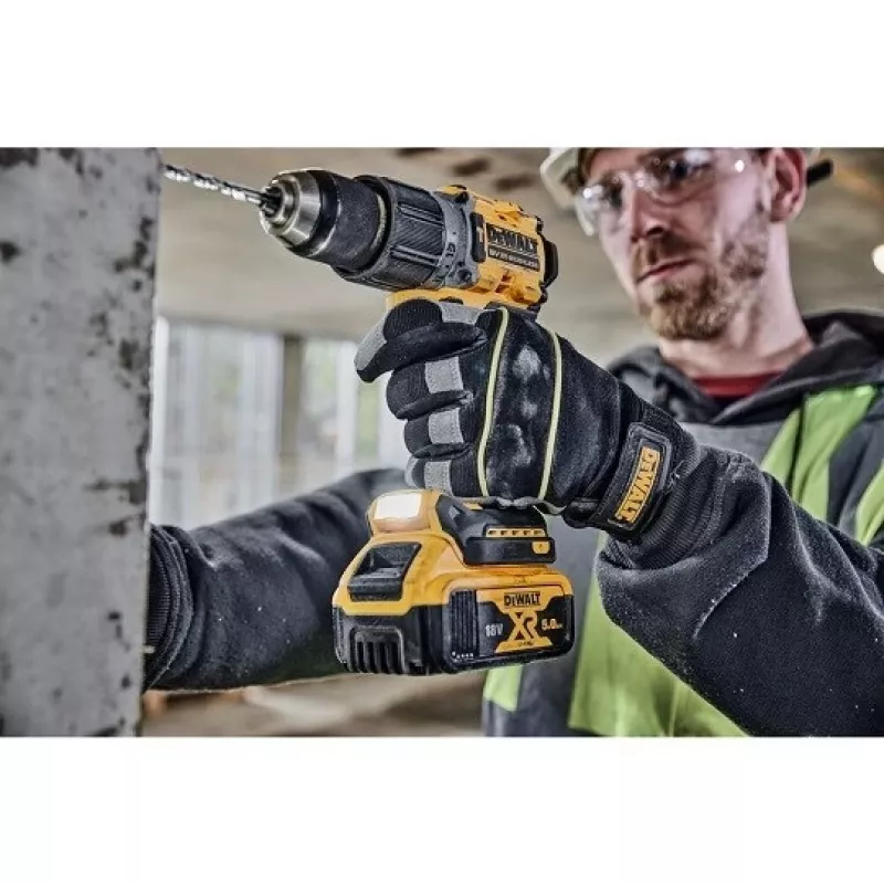 DeWalt DCK2026P2T-QW Kombinuotas rinkinys DCD805 + DCG405, 18 V XR 2×5.0 Ah juoda, geltona