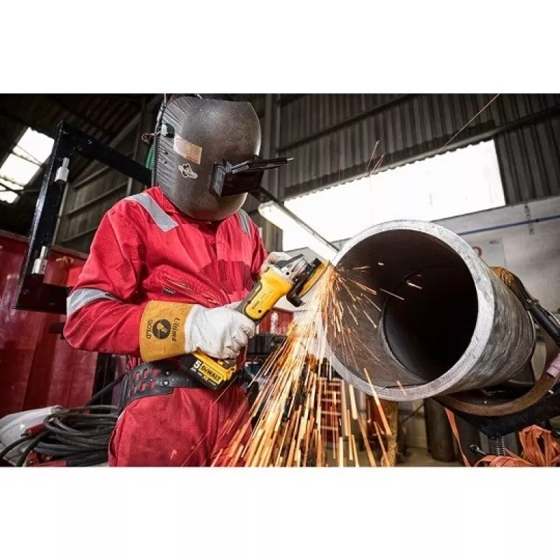 DeWalt DCK2026P2T-QW Kombinuotas rinkinys DCD805 + DCG405, 18 V XR 2×5.0 Ah juoda, geltona