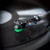 Audio-Technica AT-VM95E/H kasetė su AT-HS6BK antgalviu, sumontuota (juoda/žalia)