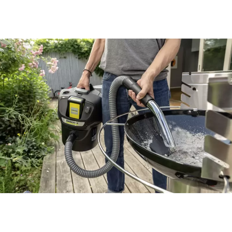 Karcher AD 2 Battery Set belaidis pelenų siurblys, su akumuliatoriumi ir įkrovikliu