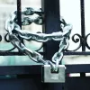 Spynos grandinė MASTER LOCK 680EURD 80mm grūdinto plieno šarvuotas lankas