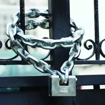 Spynos grandinė MASTER LOCK 680EURD 80mm grūdinto plieno šarvuotas lankas