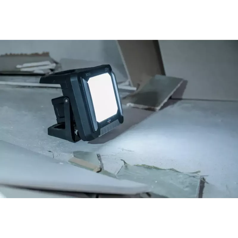 Laisvai pastatomas darbinis šviestuvas Brennenstuhl Multi Battery 27 W LED 3150 lm Juodas