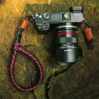 Dirželis fotoaparatui Teesar C-Rope Claw, nailoninis, alyvuogių spalvos, maks. ilgis 30 cm, gylis 430 mm