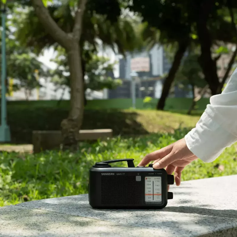 Nešiojamas radijas Sangean MMR-77 Analoginis AM FM Juodas 3.5 mm ausinėms