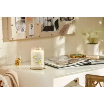 Yankee Candle Midnight Jasmine didelė žvakė stiklainyje 567 g