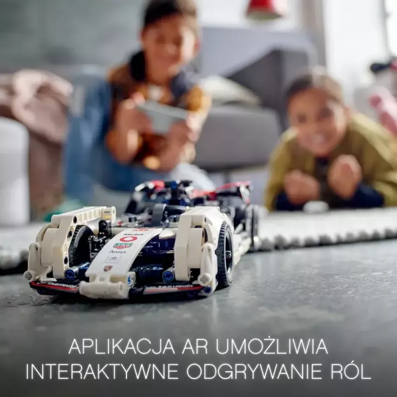 LEGO statybinis rinkinys Formulė E Porsche 99X Electric modelis 42137 – konstrukcinis žaislas