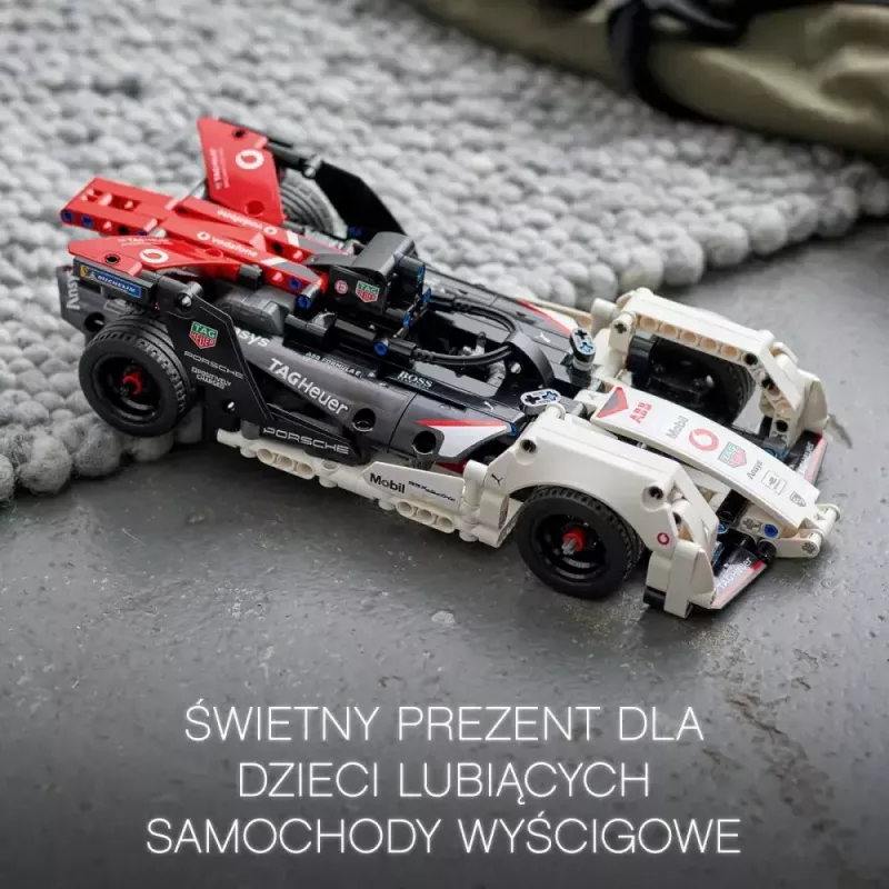 LEGO statybinis rinkinys Formulė E Porsche 99X Electric modelis 42137 – konstrukcinis žaislas