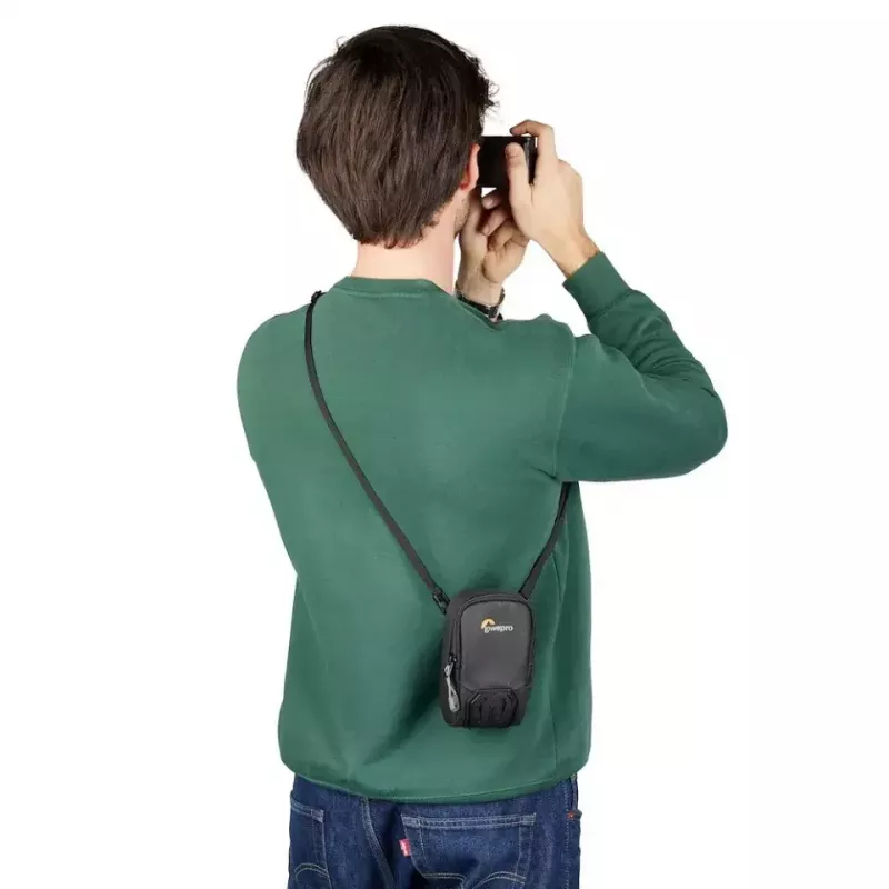 Dėklas ant diržo Lowepro LP37449-PWW Juodas su peties dirželiu