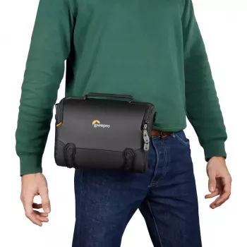 Beltpack dėklas Lowepro Adventura SH 160 III Juodas su petneša